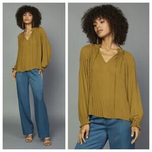 NWT Current Air Women's Charlotte Pleated Blouse Dark Olive Size M